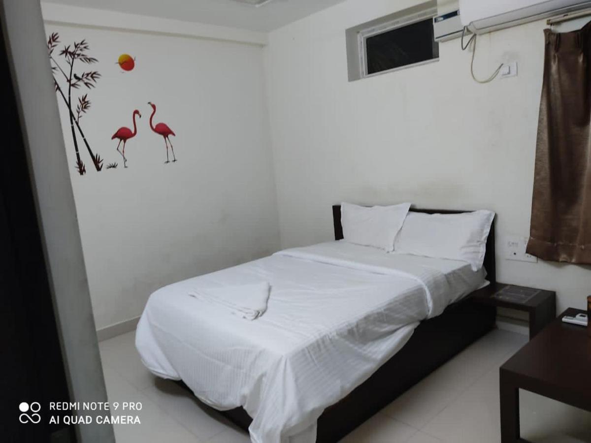 Pph Living Bhimas Hotel Tada Екстериор снимка