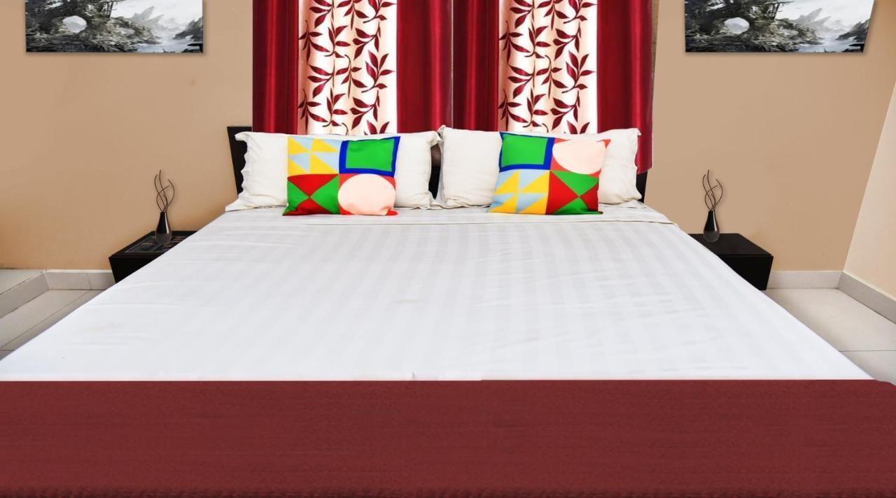 Pph Living Bhimas Hotel Tada Екстериор снимка